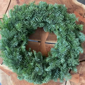 Vianočný veniec (Abies Nobilis) ⌀ 30 cm, veľkosť M
